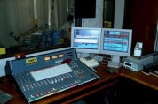 Nové studio - Pohled napravo - vysílací počítač.