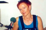 Irena Budweiserová - Zpěvačka Irena Budweiserová ze skupiny Spirituál Kvintet byla naším hostem v pátek 10. května.  Dnes vás budím já... 10. 5. 2002