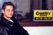 Zdeněk Hruška - Zdeněk Hruška nás přišel pozvat do Divadla ABC na divadelní zpracování koňské opery Limonádový Joe, ve které hraje hlavní roli.  22. 2. 2002