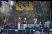 Country Fontána Praha 8.6.