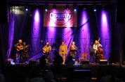 Country Fontána Praha 8.6.